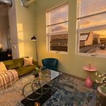 Mccormick Place 2Br Oasis With Optional Parking, Patio, Gym For Up To 6 Guests Near Museum Campus, Grant Park & Soldier Field