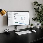Private Workspace • Sleeps4 • Modern Stylish Stay