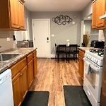 Chicago 1Br Free Parking, Near Transit And Dining