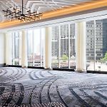 Londonhouse Chicago, Curio Collection By Hilton