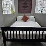 Chicago Avenue Inn