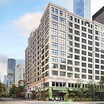 Hampton Inn & Suites Chicago-Downtown