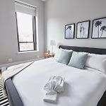 Sonder — North Wells — Stunning 3Br