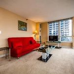 Suite Home Chicago - Eugenie Terrace Two-Bedroom Apartment