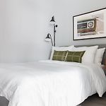 The Plymouth Luxury Suites By Sonder