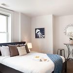 Sonder — Roosevelt Suites