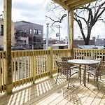 Sonder — N Halsted