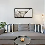 1br Modern Close To Shops & Restaurants - Belmont C6 Apartment *