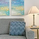 Apartment Captivating 1br With Full Kitchen - Belmont I4