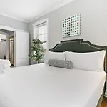 Captivating 1br With Full Kitchen - Belmont I4
