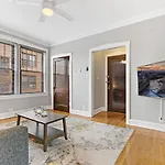 Captivating 1br With Full Kitchen - Belmont I4