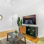 Conveniently Located 1br - Marshfield E2 Apartment *