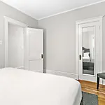 Indulging 2br In Festive Boystown - Buckingham 1 Apartment Chicago