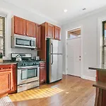 3Br Perfect Getaway Chicago Apartment - Newport 2