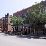Frontdesk Classic 1 Bedroom Apt In Ravenswood