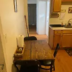 Hollywood Llc Homestay *