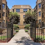 Homey 2br Unit In Boystown, Steps From Everything - Stratford 2n 3n Rep Apartment