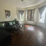 Guest house Clean, Spacious, Inexpensive Queen Br *