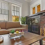 Cozy & Homey 2Br Apt In Chicago\'S Superb Location - Sunnyside 2E