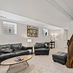 Luxe 5Br 5Ba Single-Family Home With Free Parking & Pet Friendly!