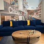 Apartment Trendy West Town Flat - 2 Bed / 1.5 Bath W Parking Chicago