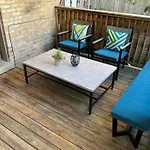 Apartment Trendy West Town Flat - 2 Bed / 1.5 Bath W Parking