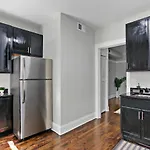 Comfy And Chic 2Br Apt Close To Shops - Sunnyside 2F