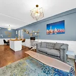 Modern 2 Bedroom In Avondale