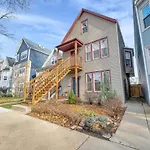Modern 2 Bedroom In Avondale