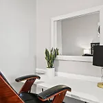 Apartment 2br Stylish In Avondale Close To Shops - Roscoe 1w