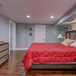 Spacious 5-Br House Near Transit W Parking