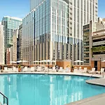 Hyatt Centric Magnificent Mile Hotel 4*