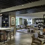 Hyatt Centric Magnificent Mile 4*