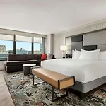 Hotel Doubletree By Hilton Magnificent Mile Chicago