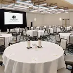 Doubletree By Hilton Magnificent Mile Hotel Chicago