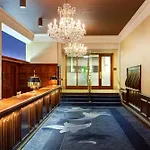 Hotel The Drake 4*