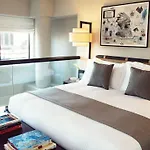Thompson Chicago, By Hyatt