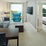 Hilton Magnificent Mile Chicago