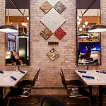Hotel Arlo Chicago