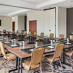 Hilton Garden Mccormick Place 3*