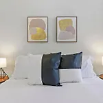 Roomy 3-Bedroom Apt In Avondale - Central Park N2