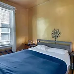 Warm & Comforting 4Br 2Ba In Andersonville