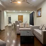 Apartment Relaxing Entire Roseland Neighborhood Unit