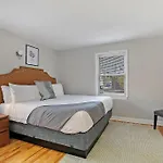 Roomy 1-Bedroom Apt In Bowmanville -Foster 1E