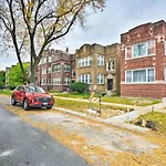 Remodeled Chicago Apartment Less Than 9 Mi To Downtown