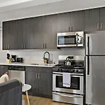 1br Modern Luxe With In-unit Laundry - 204 Rep * Chicago