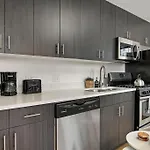 Modern Luxe West Loop 1Br Apt With In Unit Laundry - Lake 304