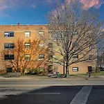 Cozy & Fully Furnished 2Br Apt With Wi-Fi - Sheridan S2