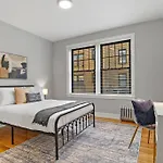 3Br Beautifully Designed Apt Close To Shops - Belmont A3