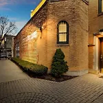 3Br Beautifully Designed Apt Close To Shops - Belmont A3